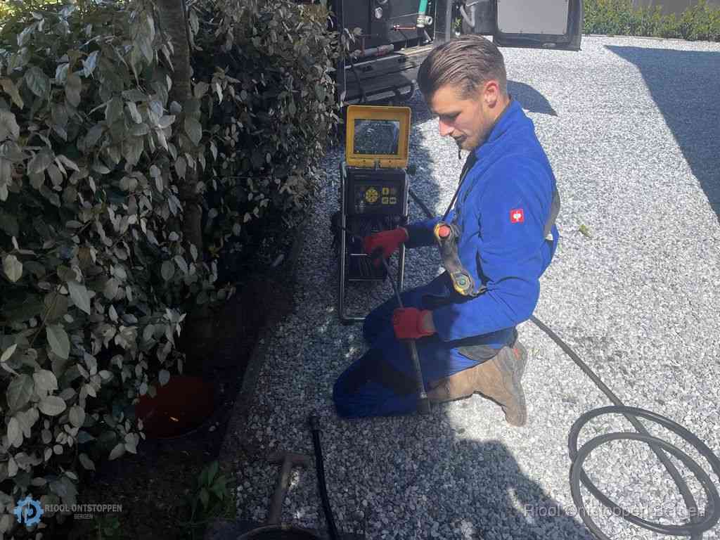 Verstopping Riool Ontstoppen Bergen